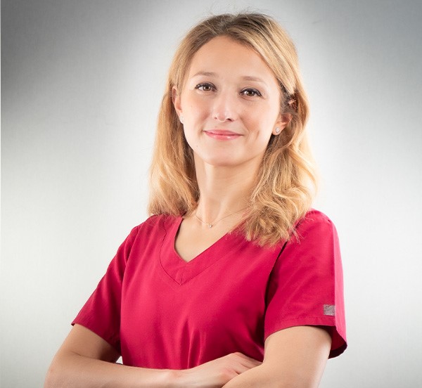 Dr Lina Cailler - Médecin-dentiste au centre dentaire de Champel