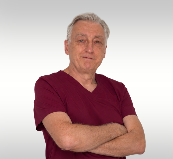 Dr Pietro Parisini - Médecin Dentiste